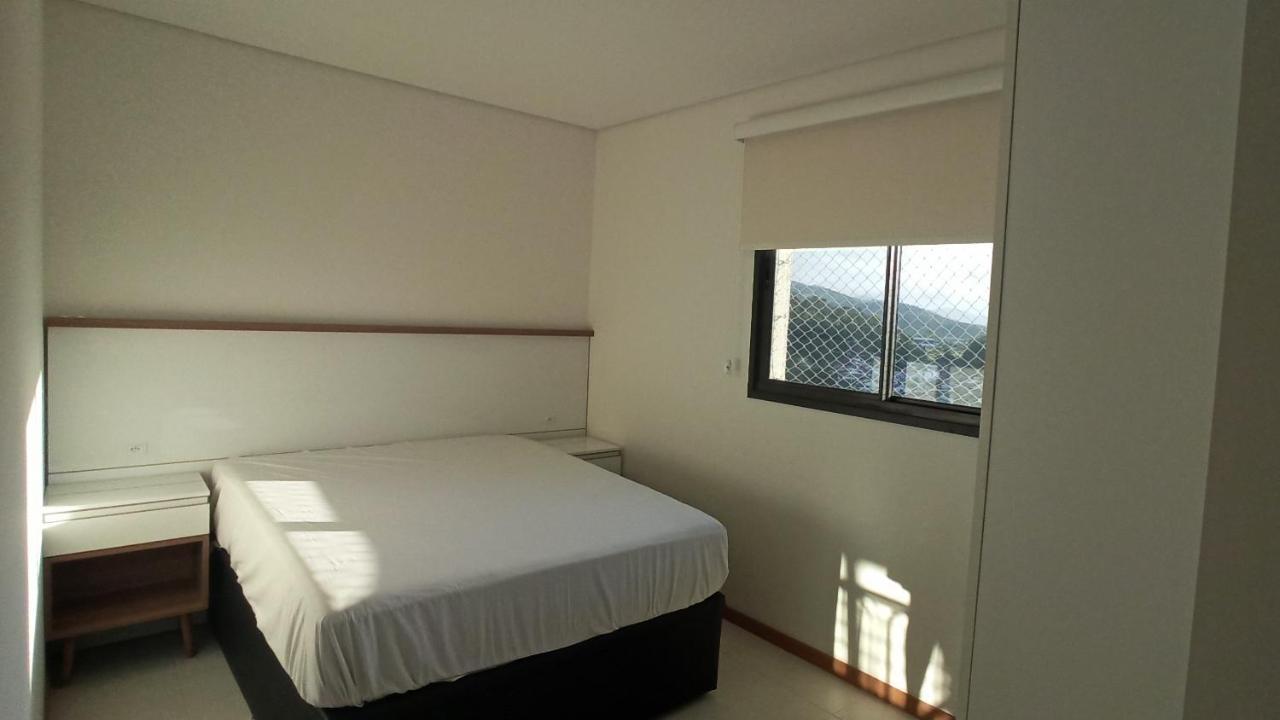 Lindo Apto Em Home Club Na Praia Alegre 佩尼亚 外观 照片